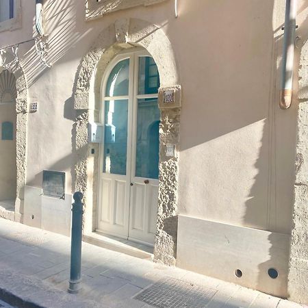 Ferienwohnung Ortigia Dreaming Syrakus Exterior foto